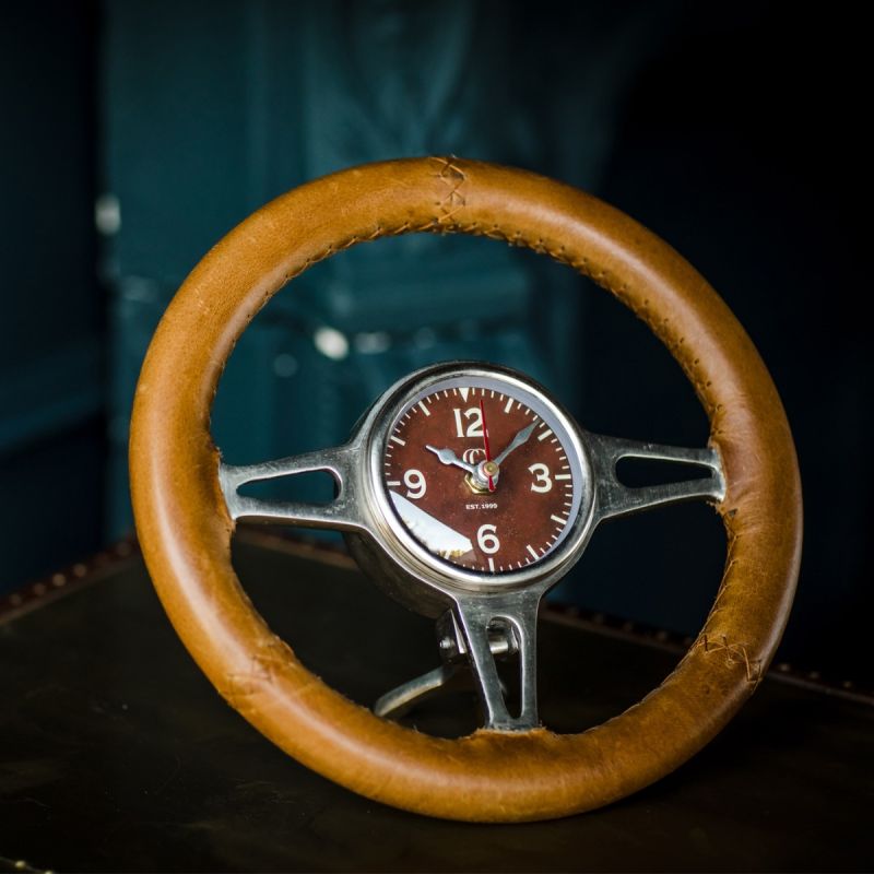 Hawthorn Desk Clock