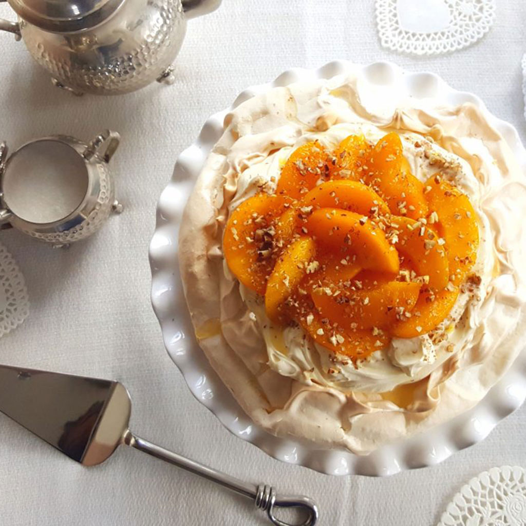 'Beauty & The Peach' Pavlova Recipe